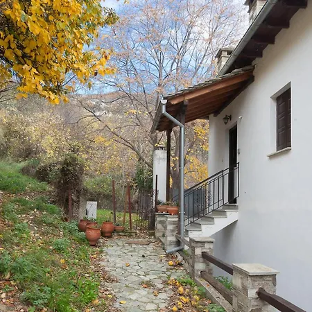 Holiday home Maria's Cozy Loft In Makrinitsa