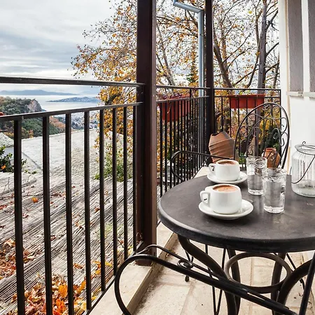 Maria's Cozy Loft In Makrinítsa