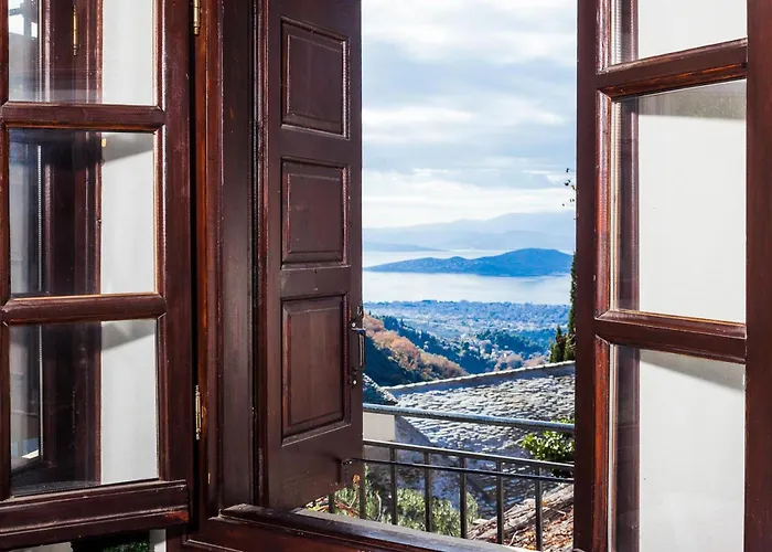 Holiday home Maria's Cozy Loft In Makrinitsa